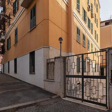 Elegante * Rome